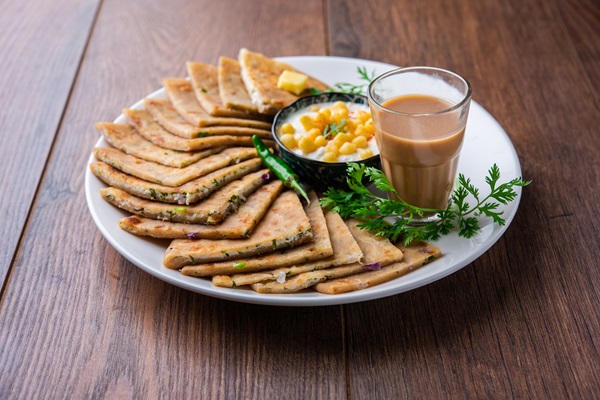 Paneer paratha